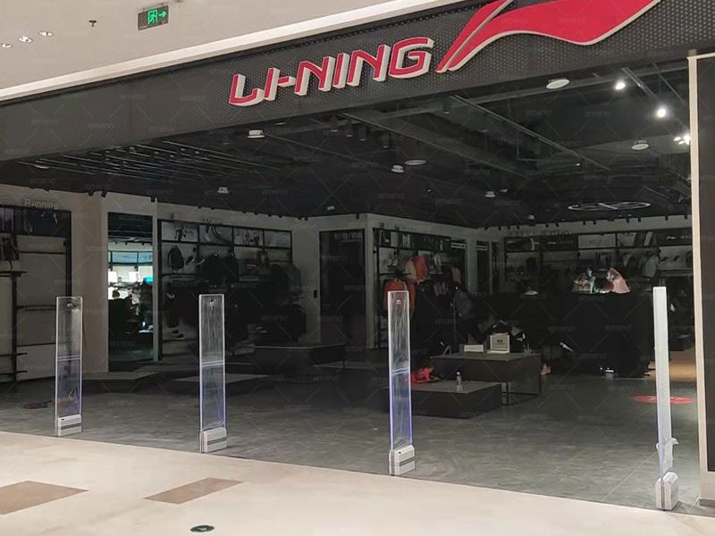 Li Ning márkaüzlet telepített köbös akusztikus mágneses lopásgátló eszközt AM9800